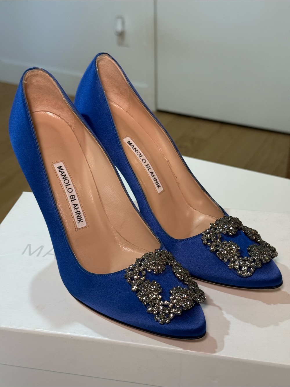 Manolo Blahnik Royal Blue Satin Crystal-Embellished Pointed Pumps - Picture 1 of 7